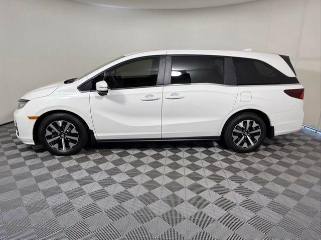 new 2026 Honda Odyssey car, priced at $44,745