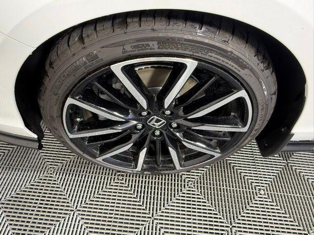 new 2025 Honda Accord Hybrid car, priced at $40,905