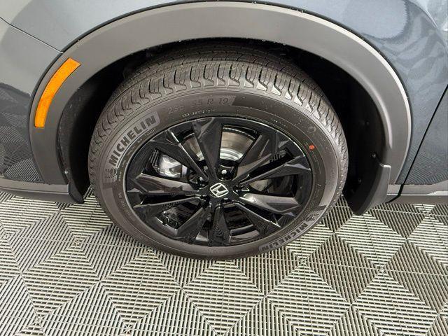 new 2026 Honda CR-V Hybrid car, priced at $43,700