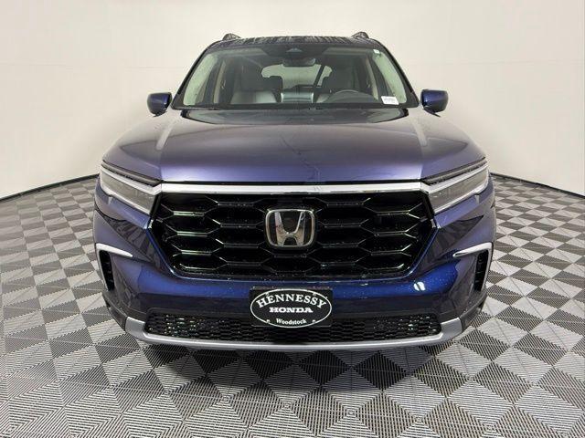new 2025 Honda Pilot car, priced at $52,950