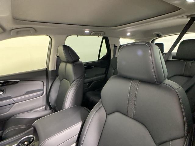 used 2025 Honda Pilot car, priced at $47,857