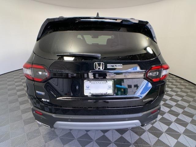 used 2025 Honda Pilot car, priced at $47,857