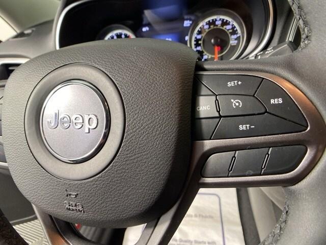 used 2022 Jeep Cherokee car, priced at $21,987