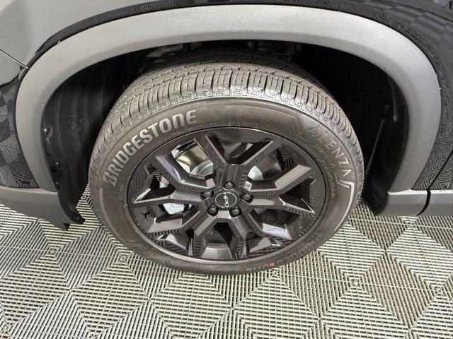 new 2025 Honda Pilot car, priced at $52,995