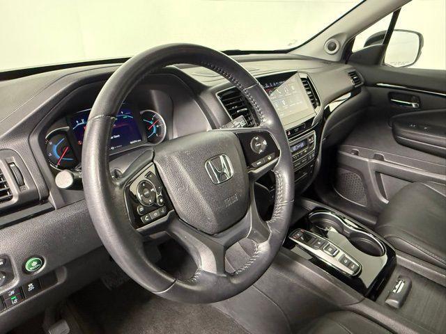 used 2022 Honda Pilot car, priced at $30,392