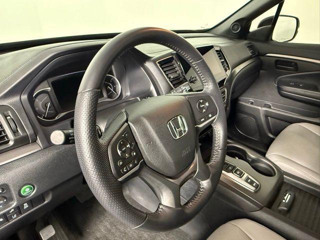 used 2022 Honda Passport car, priced at $29,457