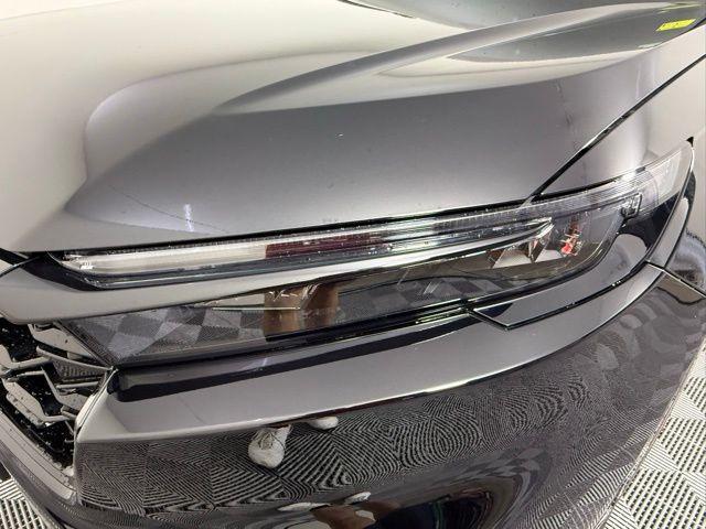 used 2025 Honda CR-V Hybrid car, priced at $34,577
