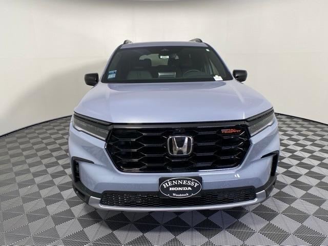 new 2025 Honda Pilot car, priced at $54,618