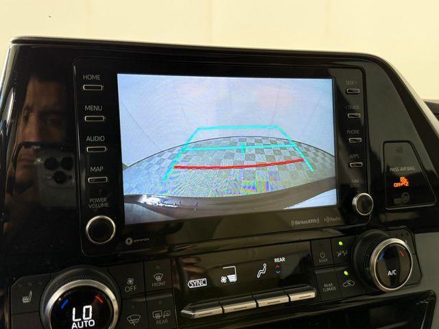 used 2022 Toyota Highlander car, priced at $30,684