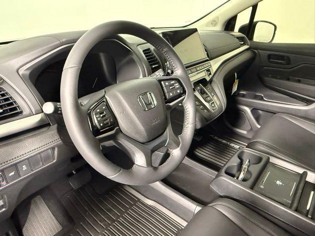 new 2026 Honda Odyssey car, priced at $44,290