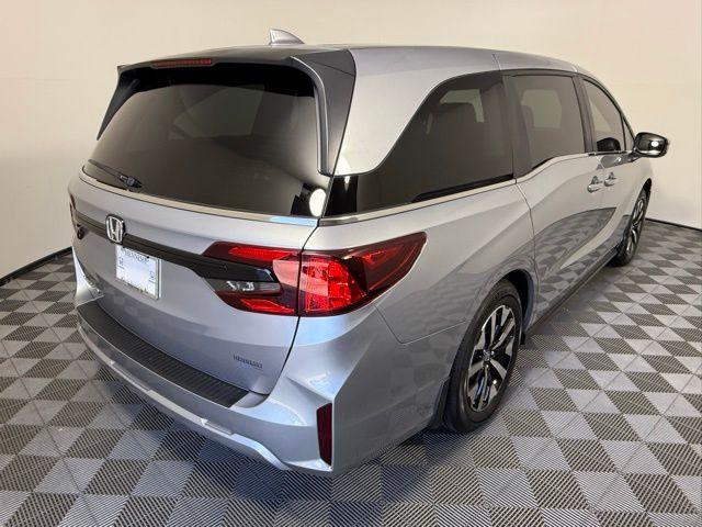 new 2026 Honda Odyssey car, priced at $44,290