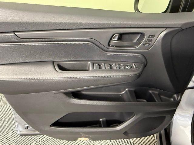 new 2026 Honda Odyssey car, priced at $44,290