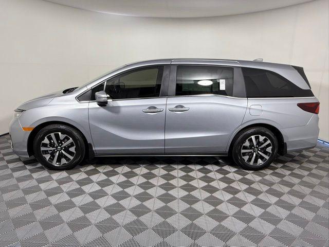new 2026 Honda Odyssey car, priced at $44,290