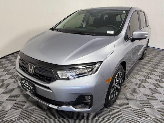 new 2026 Honda Odyssey car, priced at $44,290