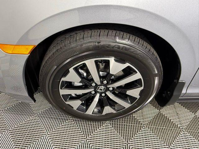 new 2026 Honda Odyssey car, priced at $44,290