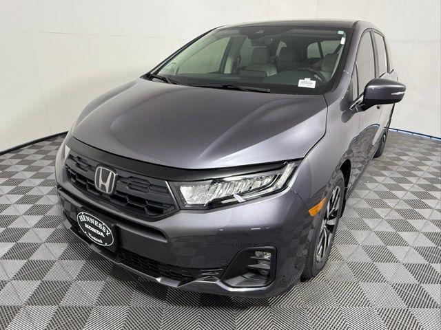 new 2026 Honda Odyssey car, priced at $44,290