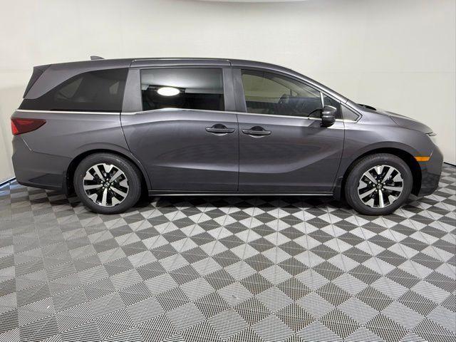 new 2026 Honda Odyssey car, priced at $44,290