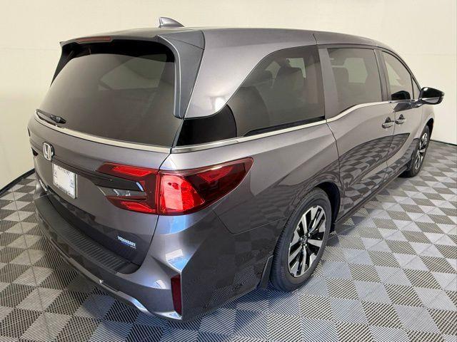 new 2026 Honda Odyssey car, priced at $44,290