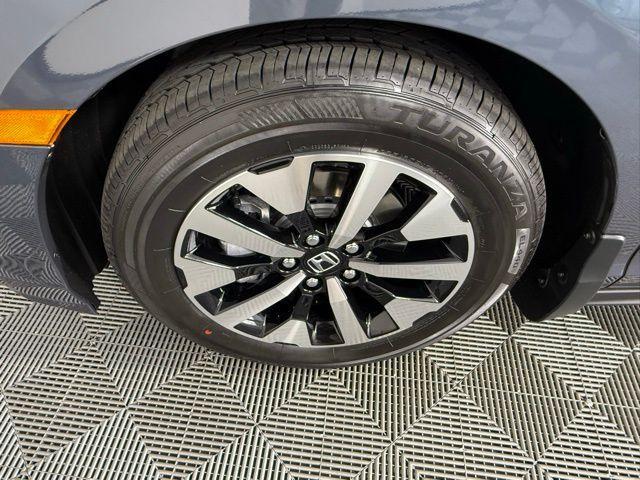 new 2026 Honda Odyssey car, priced at $44,655