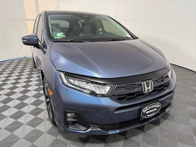 new 2026 Honda Odyssey car, priced at $44,655