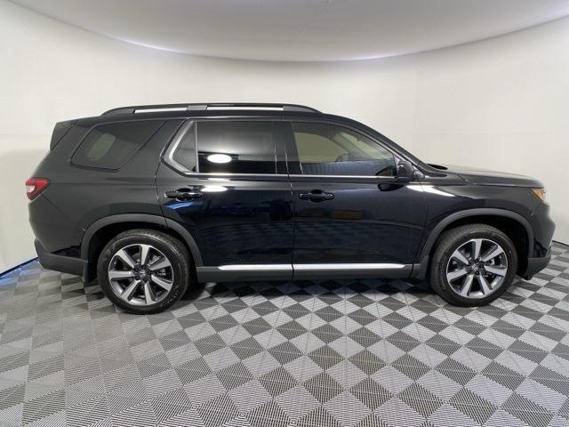 new 2025 Honda Pilot car, priced at $57,843