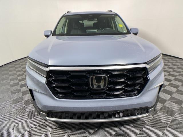 used 2023 Honda Pilot car, priced at $42,487