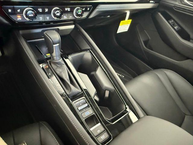 new 2025 Honda Accord Hybrid car, priced at $40,495