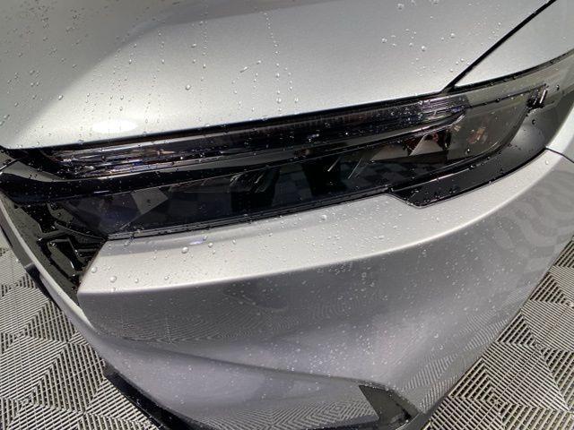used 2025 Honda CR-V Hybrid car, priced at $33,861