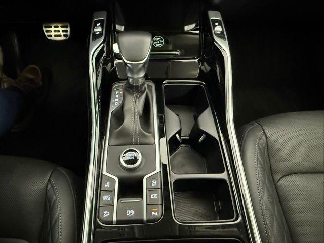 used 2021 Kia Sorento car, priced at $24,847