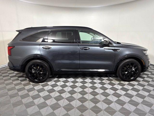 used 2021 Kia Sorento car, priced at $24,847