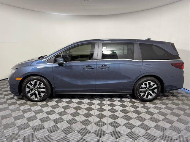 new 2026 Honda Odyssey car, priced at $44,290