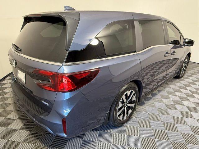 new 2026 Honda Odyssey car, priced at $44,290