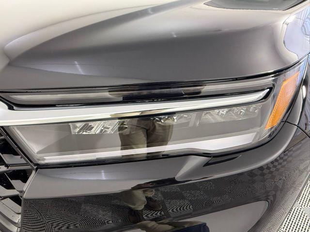 new 2025 Honda Pilot car, priced at $52,995