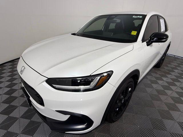 used 2025 Honda HR-V car, priced at $28,687