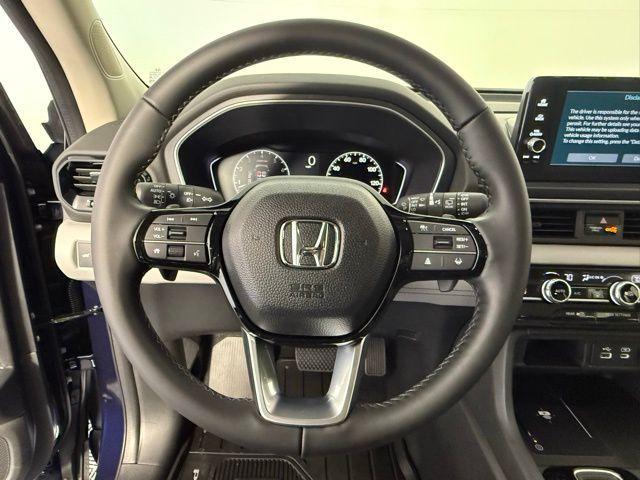 new 2025 Honda Pilot car, priced at $47,095
