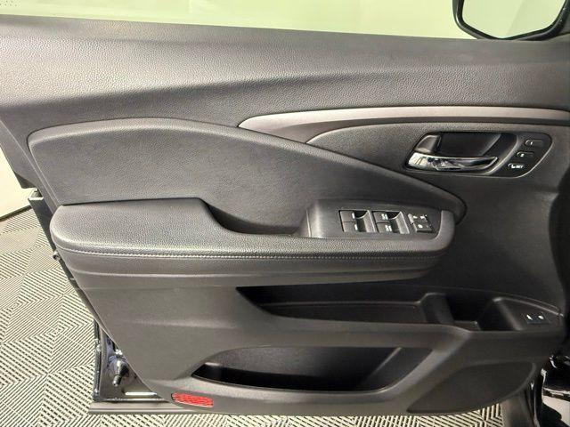 used 2021 Honda Passport car, priced at $23,357