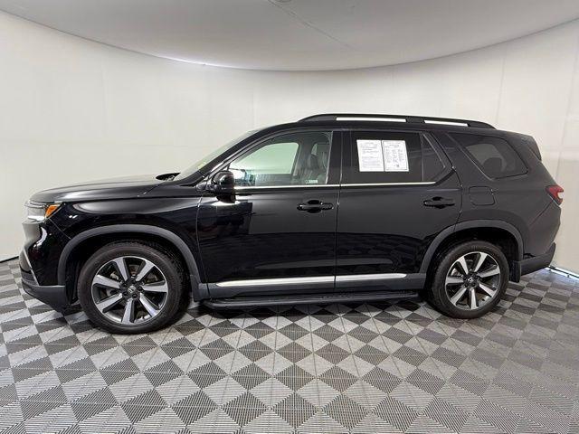used 2023 Honda Pilot car, priced at $43,587