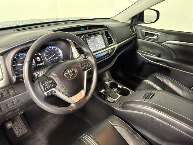 used 2018 Toyota Highlander car, priced at $19,684