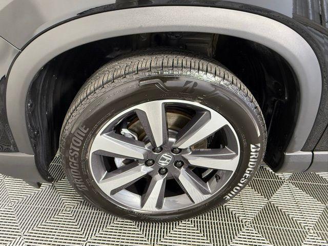 used 2025 Honda Pilot car, priced at $48,564