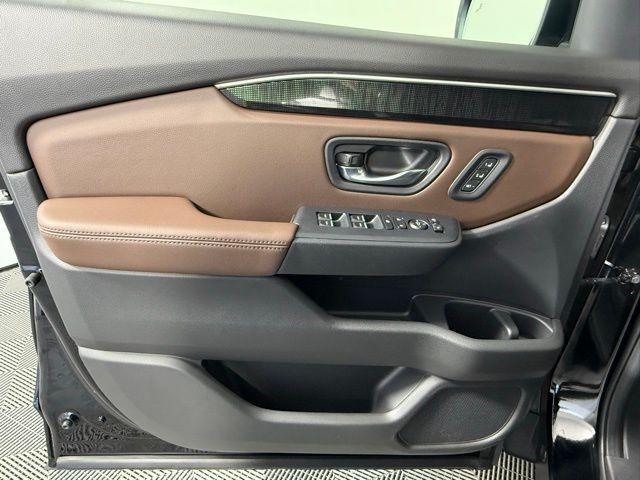 used 2025 Honda Pilot car, priced at $48,564