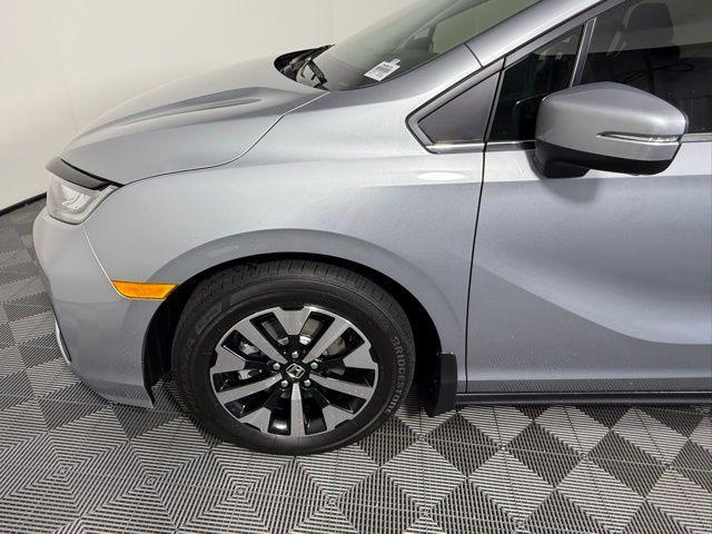 new 2026 Honda Odyssey car, priced at $44,290