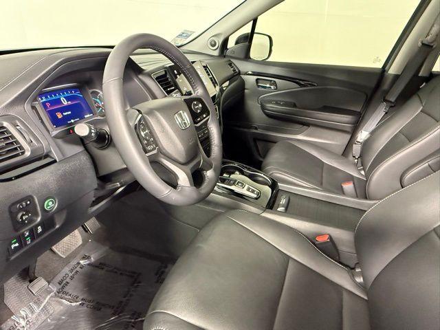 used 2022 Honda Pilot car, priced at $35,867