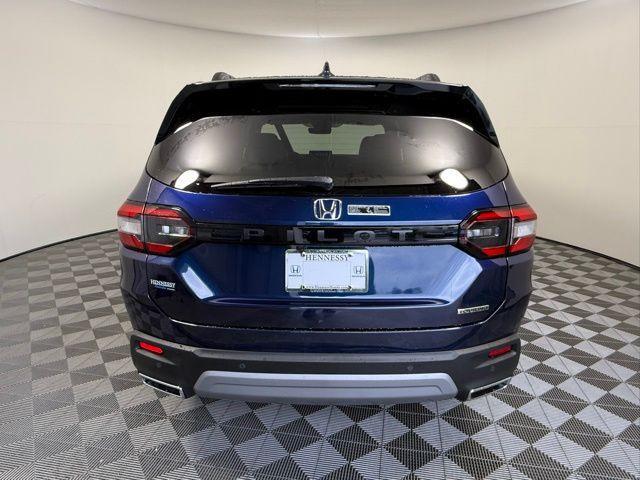 new 2025 Honda Pilot car, priced at $48,950