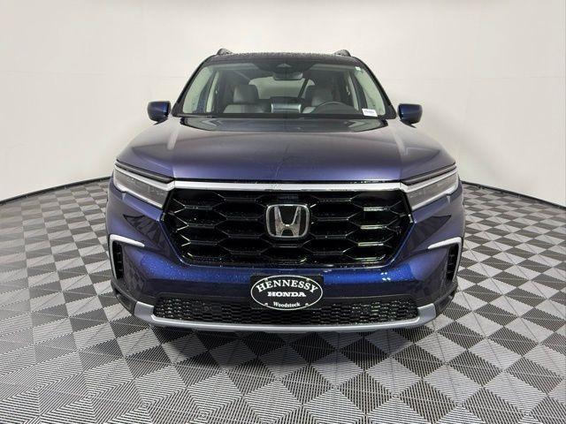 new 2025 Honda Pilot car, priced at $48,950