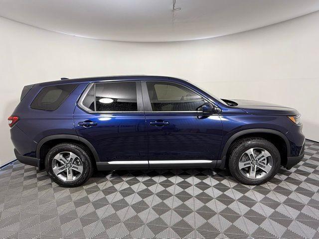 new 2025 Honda Pilot car, priced at $44,950