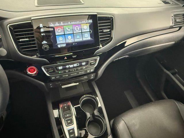 used 2022 Honda Pilot car, priced at $38,987