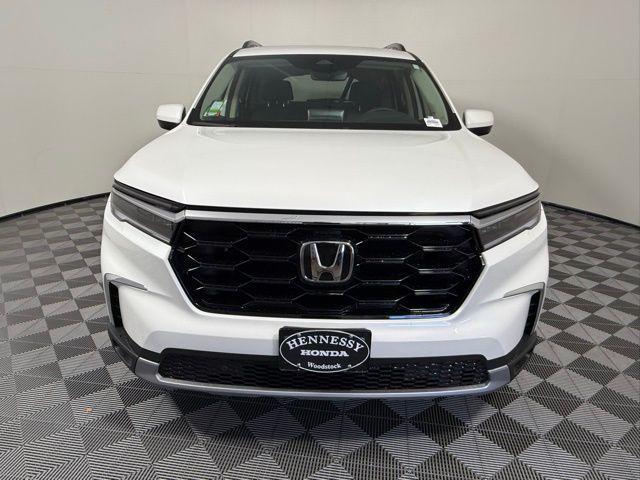 new 2025 Honda Pilot car, priced at $51,850