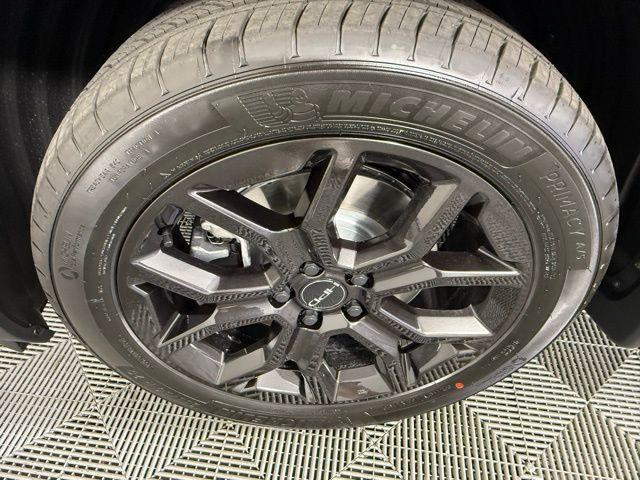 new 2025 Honda Pilot car, priced at $50,895