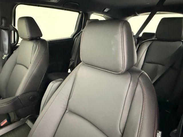 new 2025 Honda Odyssey car, priced at $45,275