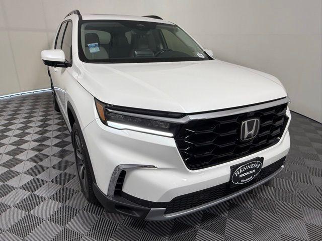 new 2025 Honda Pilot car, priced at $54,985